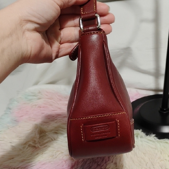 SALE! Authentic Coach Vintage Red Leather Demi Shoulder Bag - Picture 5 of 16